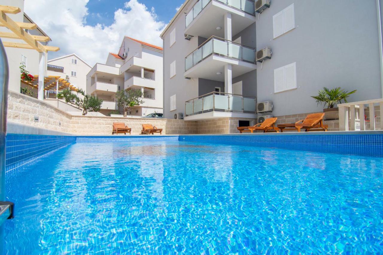 Apartments Sara 2 Bol Kültér fotó
